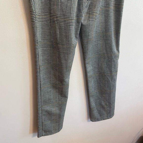 LOVE Tree Plaid Pants - Picture 10 of 10